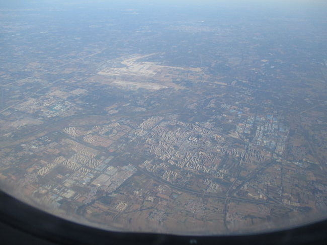 新しい空港と新しい街がありますね～。<br />