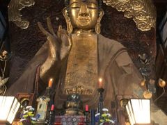 金華山のすぐそばにある正法寺の岐阜大仏。13.63メートルは乾漆仏としては日本で最大だそうです。
