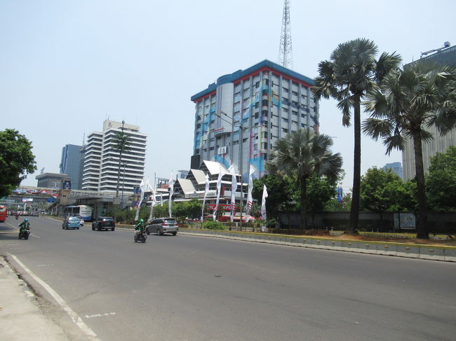 チェックアウトは12時なので、急いでホテルに戻る