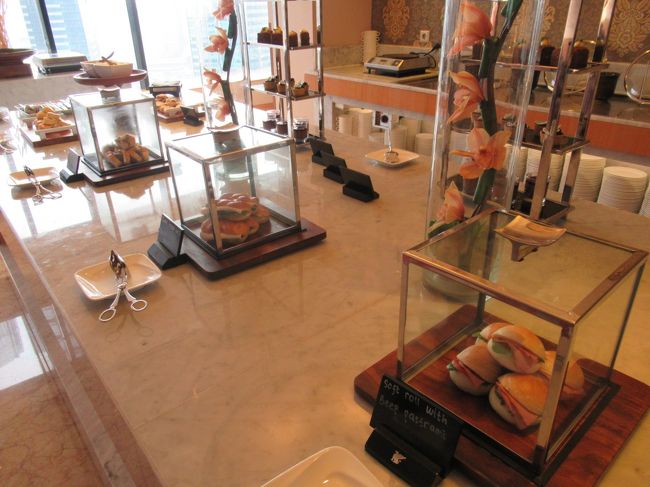 昨日とは違う種類が並んでる