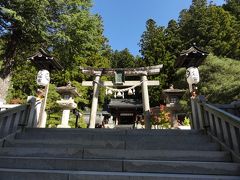 先ず隣にある櫻山神宮を参拝します。
