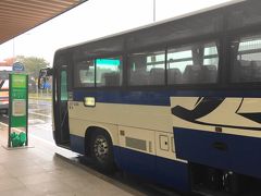 青森空港に到着、空港バスで青森駅に向かいます。
　