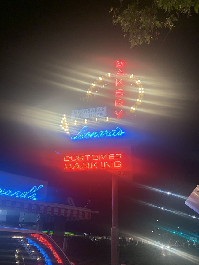 ホールフーズで買い物の後は、歩いて近くのバス停へ。<br />30分ほど待ってバスに乗って、レナーズベーカリー近くのバス停へ。<br />バス停から歩いて15分ほどでレナーズベーカリー到着。