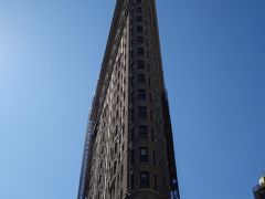 雲一つない空、美しいフラットアイアン・ビルディング。