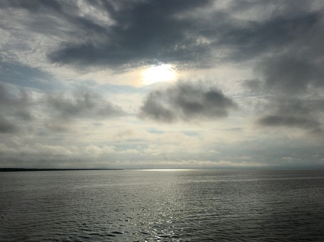トンレサップ湖に出る