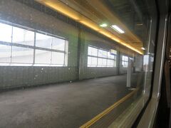 小松駅１５時２９分着。