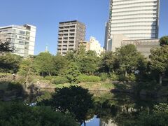 こんなところに旧安田庭園、周辺にも色々な博物館などあって、ゆっくり来たら楽しそうでしたが時間に限りがございます。お見舞いに行き1時間程、お話して両国駅で旦那さんはサクッと立ち飲み、私はお相撲ショップなどを物色し、別の友人に連絡し、浅草橋で待ち合わせをし台湾のお土産を渡し、沢山食べて飲んで話をしました。