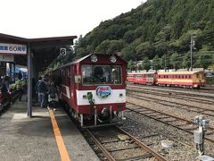 千頭駅、大井川本線から井川線に乗り換え。
千頭駅～井川駅間はミニ列車。

井川線の名称は「南アルプスあぷとライン」。