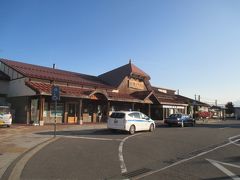 店員さんとおしゃべりしながらビールを飲んでいたら、あっという間に時間が過ぎていきました。慌てて信濃大町駅に向かいます。