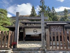 贄川宿。木曽路１１宿場町の一番北に位置する宿場町。当時のままの姿で復元された「贄川関所」がある。