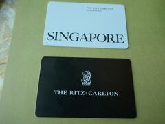 ☆　The Ritz-Carlton, Millenia Singapore　☆
では、ここからは
最初の宿　リッツカールトン　ホテル
予約した段階では　盛り上がっていたけど
宿泊前の質問メールから　
嫌な予感が・・・

正直、悲しい出来事も　記載。
楽しい思い出だけなら　
ここ迄で　読み止めてね!