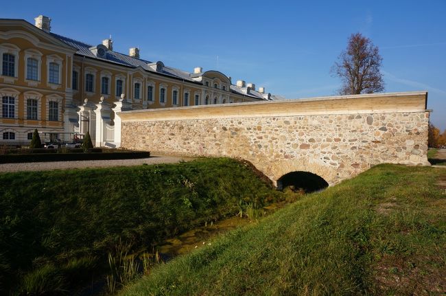 やはり中欧西欧の色々な宮殿を観てると、特に感動もなし
