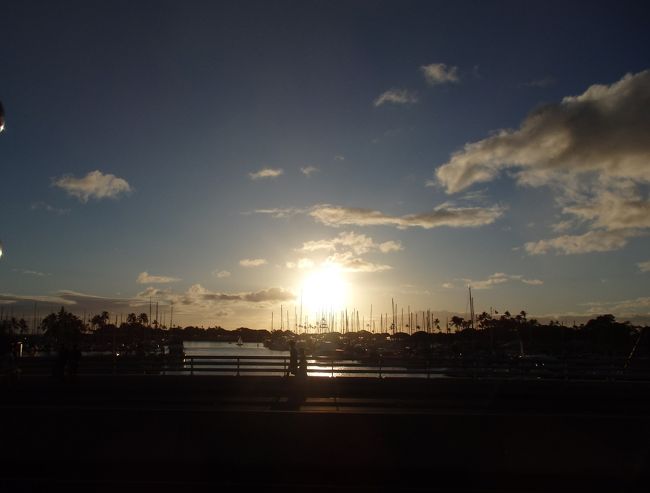 日が沈む・・・・‥…━━━☆・‥…━━━☆・‥…━━━☆