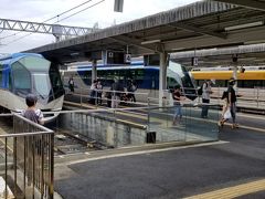 再び賢島駅を通ってエスパーニャクルーズに出かけました。
ホームにはしまかぜが並んでいました。
名古屋と大阪難波を結んでいます。
