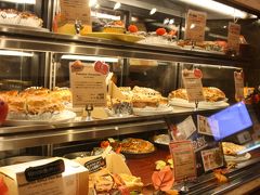 赤レンガ倉庫の中にあるGRANNY SMITH　YOKOHAMA
パイ専門店。
いろんなパイがあって楽しめました。
