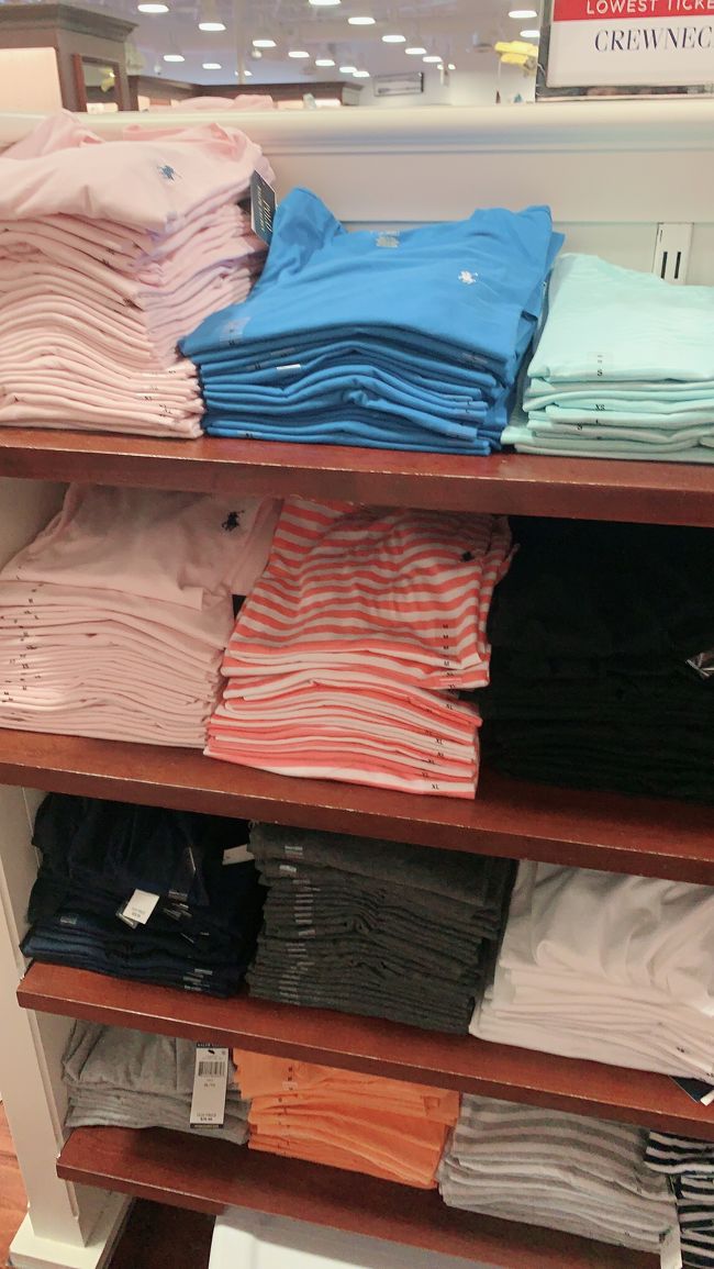 このブルー買えばよかったかなー？