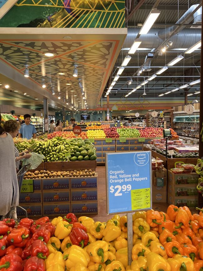 やっぱりスーパーの写真撮ってしまう…<br />カラフルなんだもん。