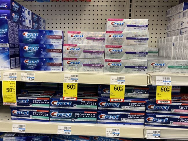 ショック！<br /><br />アラモアナセンターのターゲットで買った歯磨き粉、こっちの方か安い！