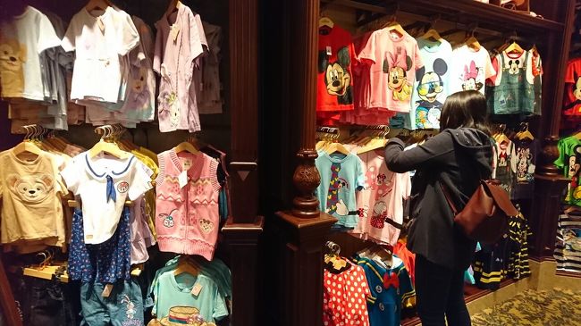 日本に売ってないものばかりなので見るだけでも楽しいです♪