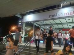 メンムムカード（BTS、エアポートリンク、MRT共通で使えるICカード）入手を試みましたが、どこにも売ってなくて～

MRTファランポーン駅に到着。