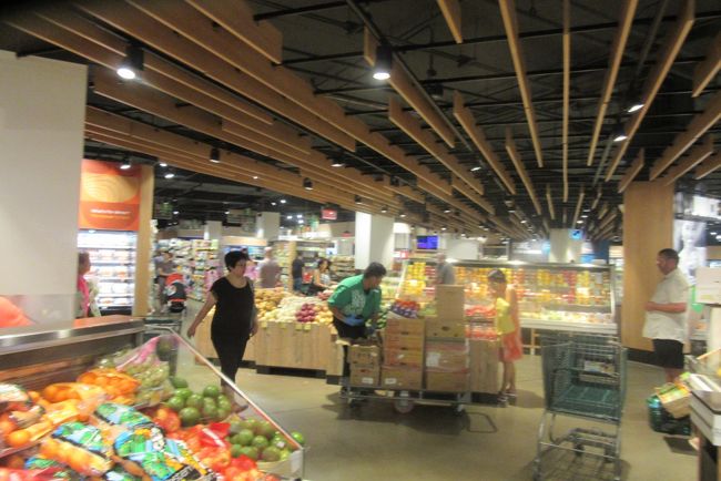 FOOD LANDへ。ねらい目は、、