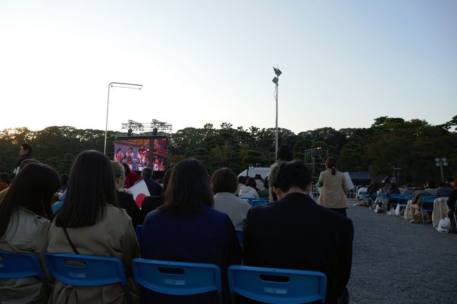 陽も傾き、ちょっと肌寒くなってきました。