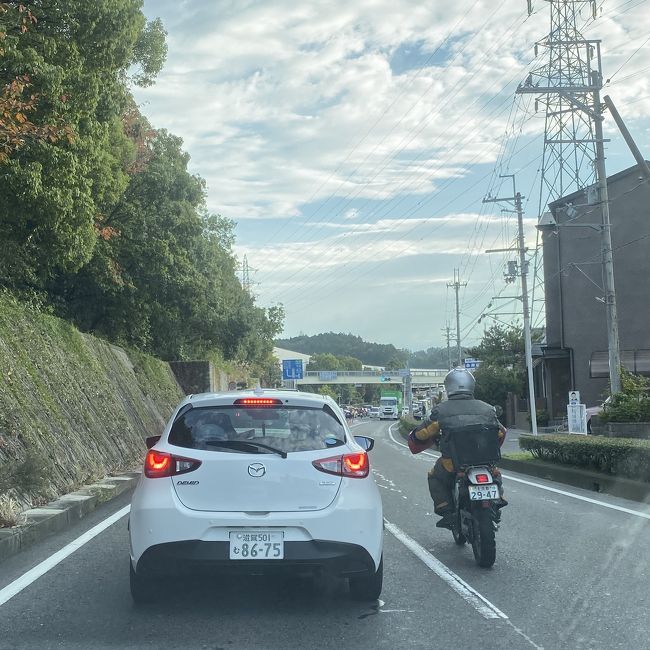 相変わらず混雑している京滋バイパス側道。