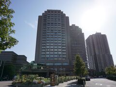 品川からタクシーでウェスティンホテル東京へ！
荷物を預けます。

ＳＰＧのポイント宿泊なので無料です！
タダで2泊もできるなんて素晴らしい！

てか、ＳＰＧ特典の無料宿泊をまだ使ってなかった。
5月までに使わなきゃ！