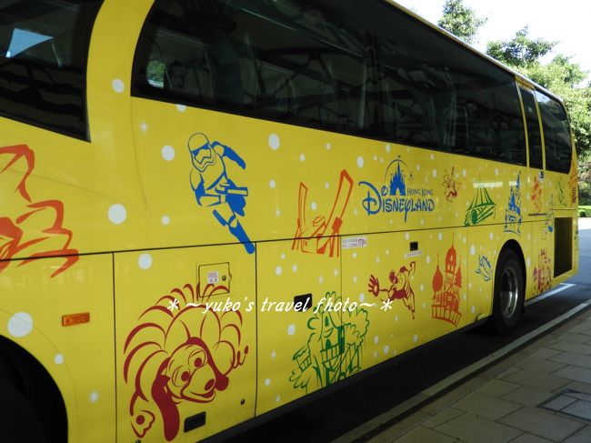 可愛いラッピングバスでお迎えです！