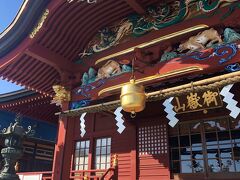 やっと到着！武蔵御嶽神社

装飾の色合いが派手で鮮やかで素敵