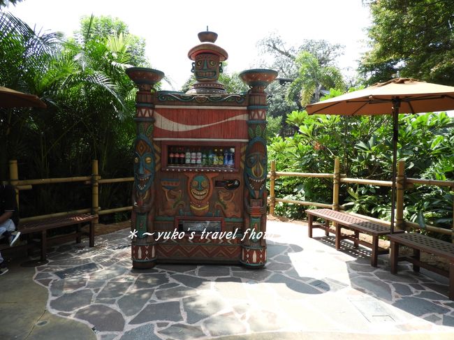 自販機もスゴい！お昼にはお水が売り切れていました。