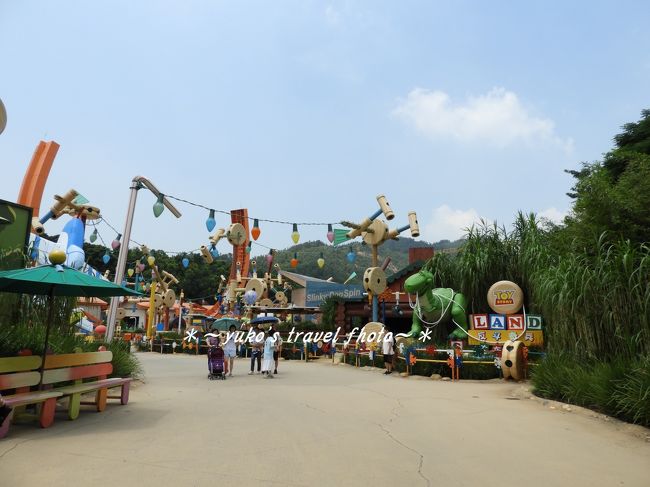 フラフラしてるとトイ・ストーリーランドに！<br />一気にテンション上がります！♪(´ε｀*)