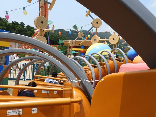 スリンキーのアトラクションは小さい子供向け、私も乗れました(* ´ ▽ ` *)