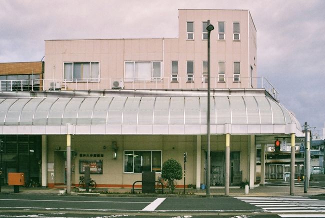 福井大手（ふくいおおて）郵便局<br />〒910-0005　福井県福井市大手2-3-20<br />TEL：0776-23-7879<br />取扱店番号：331740<br />ATM：土曜日稼働店<br /><br />福井大手郵便局　15：54（1.3km・230.4km・19.5km/h）<br />　　　　　　　　15：58