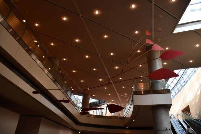 国立国際美術館の内部