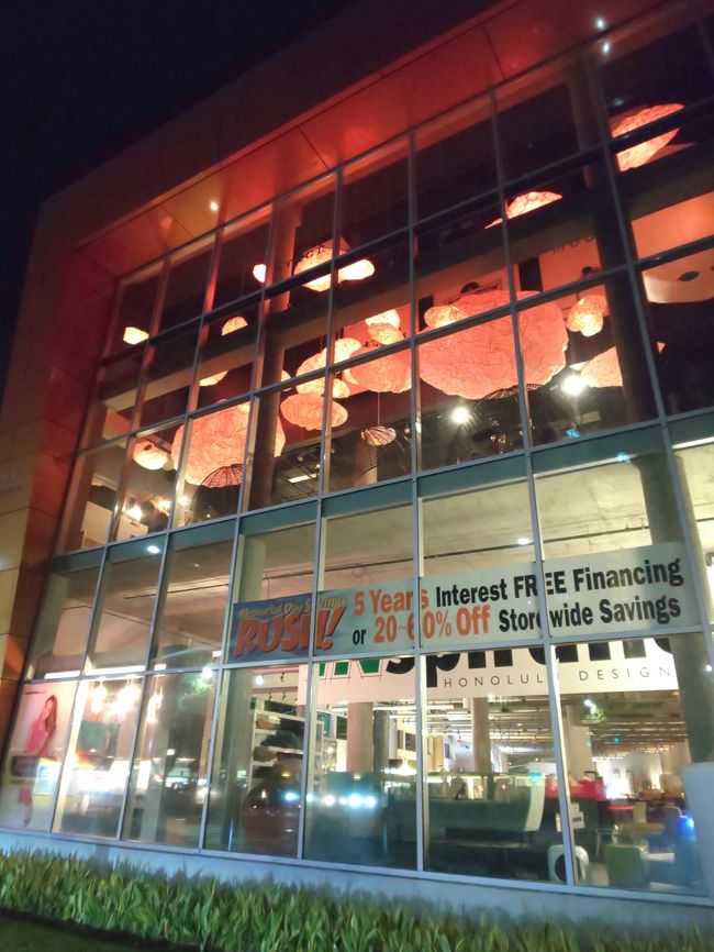 「ホノルル・デザイン・センター」