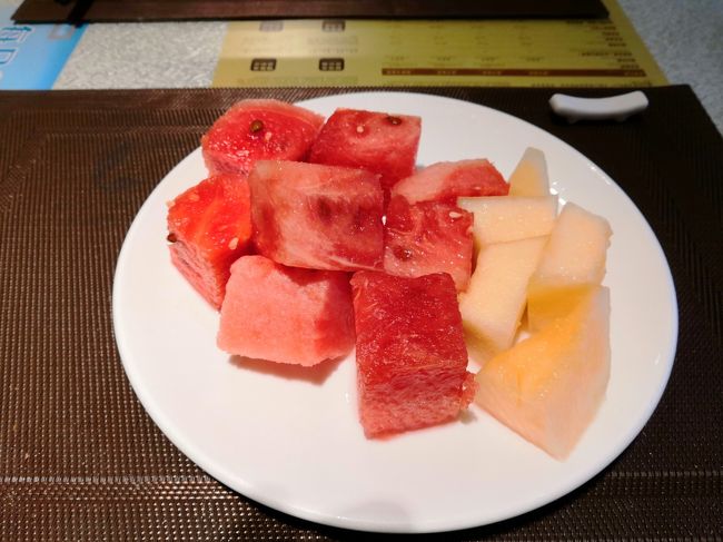 私的にはフルーツはスイカがあれば大満足。<br />それとレギュラーコーヒーが飲めれば及第！