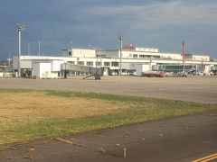 定時に小松空港着陸。