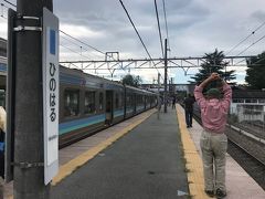 日野春駅でしばし停車。
当然ホームに降りるよねー（＾ω＾）