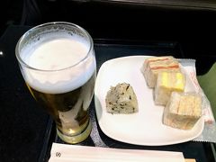 羽田空港国際線 ANAラウンジ (110番ゲート付近)