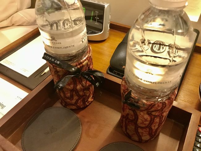 ペットボトルにはカバー。