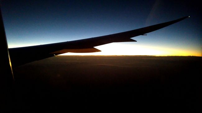 もう夜明けです。大変綺麗な空。