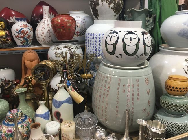 この顔のついたツボ、かわいい。。