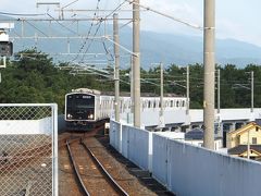 東唐津駅に移動。虹ノ松原駅もあるのですがバーガーは若干こっちのほうが近いかも。歩くと30分くらいかかりましたが。松原をバックに電車をパチリ。
東唐津15:50>>筑肥線唐津行き>>唐津15:54