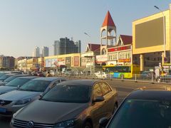 歩きました～。
40分かかりました。
海が近いので海鮮の飲食店や市場でにぎわっているみたいです。