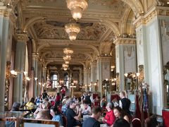 内装の美しいニューヨークカフェ