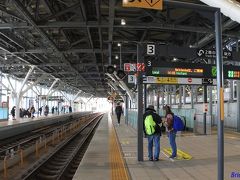 【JR西日本／あいの風とやま鉄道 富山駅】
すっかり近代的な駅に生まれ変わってしまいました。