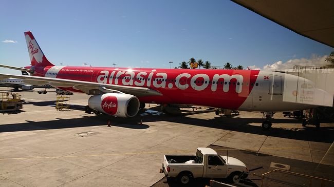 チェックイン開始の数十分前に到着後しましたが、<br />既にカウンターには列ができてましたが、<br />開始時間になったら結構スイスイ進んだので、<br />出国エリアで結構時間をもて余しました。<br />