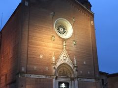 San Francesco (Siena)　

また　話しが　もどりますが　シェナと　フィレンツェは　未だに　嫌ってます。
まー　ピサも嫌ってますけどね。
