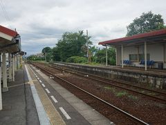 ●JR府中駅

静けさが、四国に帰って来たなぁ～と思わせてくれるような駅です。
JR徳島駅行の列車には、外国人も多く見られました。
こんなローカルな場所にまで観光に来てくれるのは、ありがたい限りです。
好きな場所を沢山見つけて帰って欲しいものです。